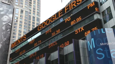 Financial data on billboard in Times Square NYC 스톡 동영상 50115293