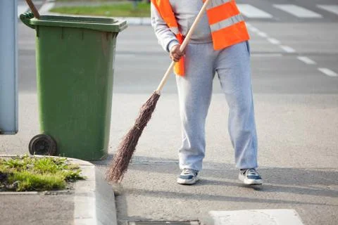 Find Similar  Get a Comp  Save to LightboxRoad Series: Sweeping on the street Fotos Stock