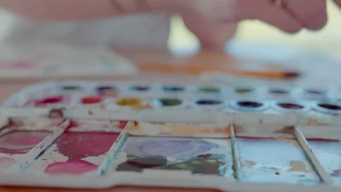 Finding the right color Watercoloring 動画素材 202188504