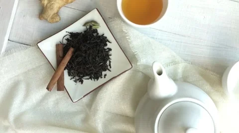 Fine blend of tea Stock-Footage 60565646