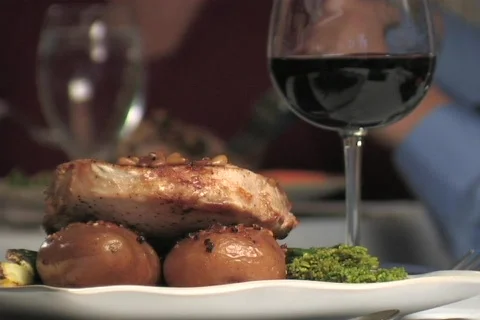 Fine Dining Vídeos de archivo 137477