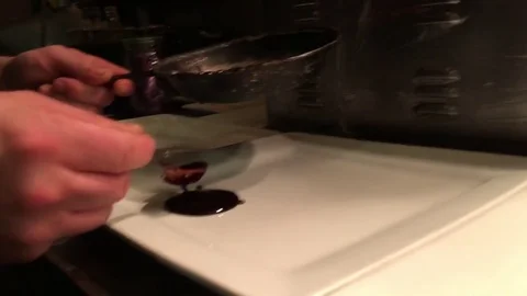 Fine Dining Plate Decoration 動画素材 82213974