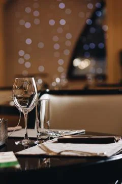 Fine restaurant dinner table place setting Stock Photos
