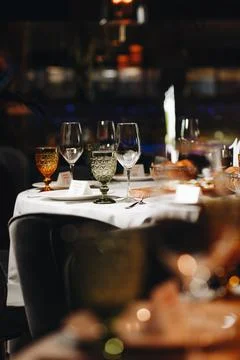 Fine restaurant dinner table place setting Stock Photos