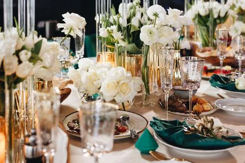 Fine restaurant dinner table place setting Stock Photos
