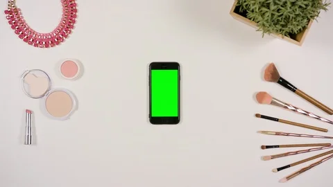 Finger Scrolling on Smartphone with Green Screen Stock Footage 85477682