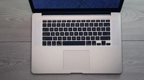 Fingers shows Touchpad gestures Video stock 68606120