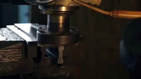 Finish of grinding of horizontal surface of detail on mill of heavy machinery Stock-Footage 71389970