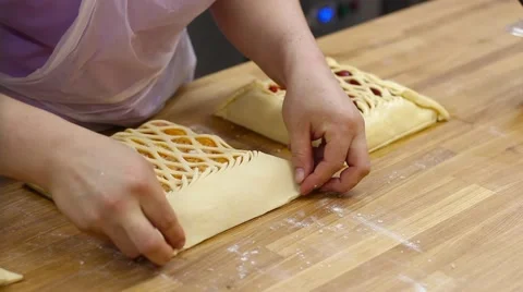 Finish raw fruit pies 스톡 동영상 65285715