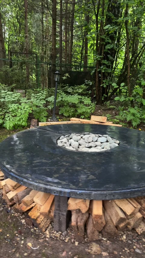 Finished DIY Round Concrete Fire Pit Table with Firewood Storage Видео 342002143