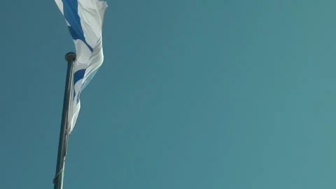 A Finnish flag is flying Видео 343384123
