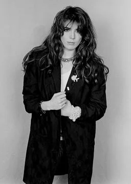 Fiona poses for portraits backstage at Solid Gold in 1984 Credit: Ron Wolfson / Stock-Fotos