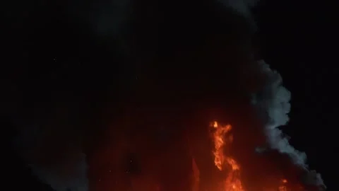 Fire. Abstract background of fire big flames and smoke. Burning in slow motion. Vídeos de archivo 274806282