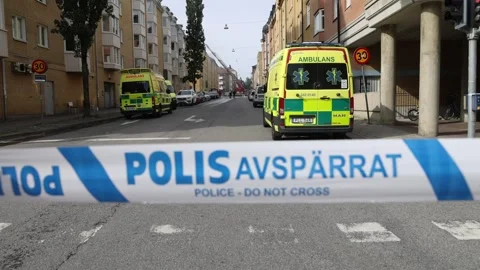 Fire after suspected detonation, Norrköping, Sweden Vidéo 249806856