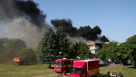 Fire apartment building Video stock 147675878