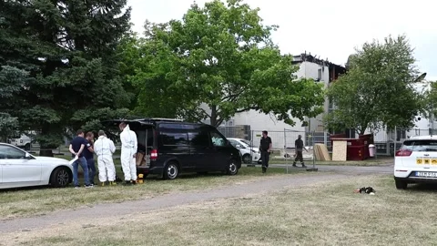 Fire, apartment building Stock Footage 196936171