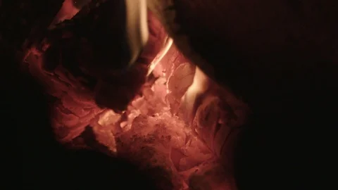 Fire in the blacksmith workshop Vídeo Stock 92409592