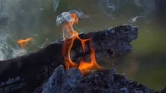 Bon-Fire Campfire Kettle - slightly damaged enamel