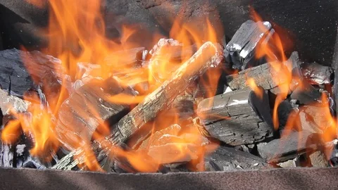 Fire burning charcoal fire Vídeo Stock 80575491