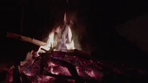 The fire burns in the night Video stock 246979253