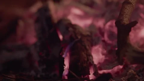 The fire burns in the night Video stock 246979441