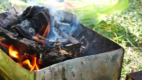 Fire for cooking or bbq, grill with charcoal. Видео 70187553