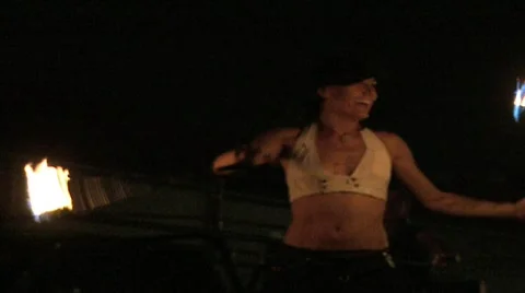 Fire dance 02 Vídeo Stock 568637