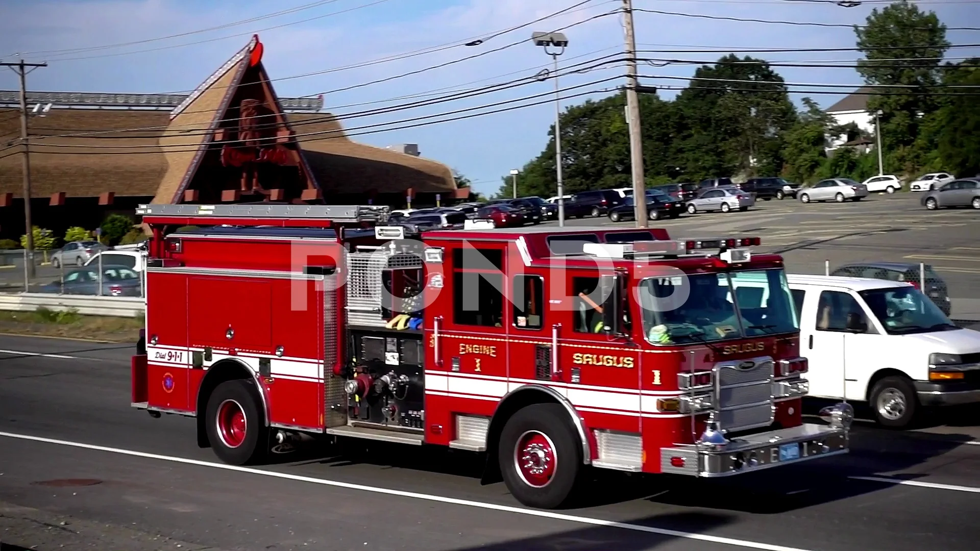 Fire Engine truck emergency response, hi, Stock Video