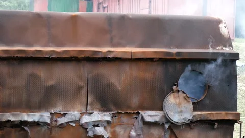 Fire explosion flammable car fire on street smoke, hot danger flame burning effe Vídeo Stock 270101602