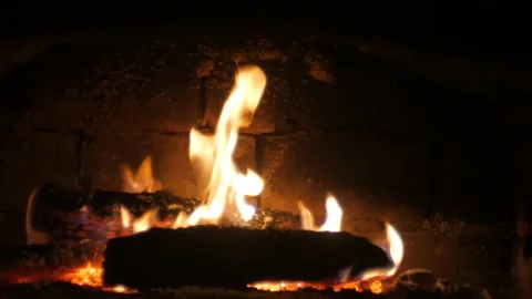 Fire in the fireplace. Loopable 5 Video stock 149809553