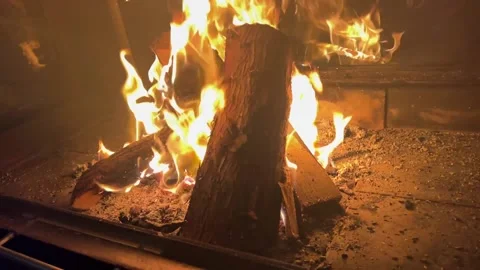 Fire in the fireplace in slow motion Stock-Footage 232382707