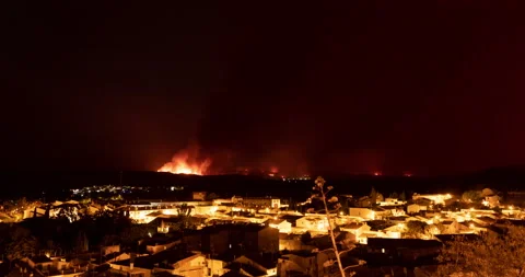 Fire flames in the Moncayo area from Borja village, Spain Stock Footage 204105432