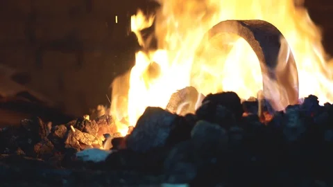The fire in the forge Vidéo 90242782