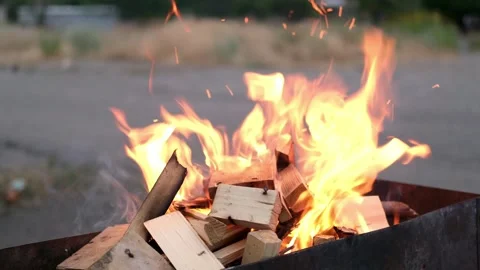 Fire in the grill close up Stock-Footage 285472838
