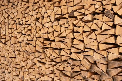 Fire logs stacked in a pile Stock-Fotos