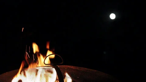 Fire by Moonlight loop 動画素材 30945576