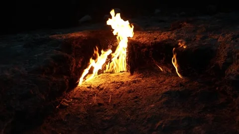 The fire on Mount Chimera Turkey is burning at night 库存影片 310496443