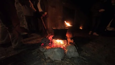 Fire in the night slow motion Видео 297200393