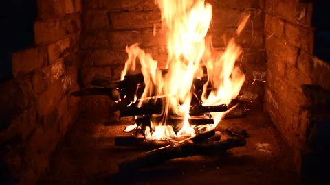 Fire in the old fireplace Stock Footage 138739945