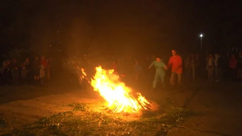 Fire. Pagan traditions. Rites. Video stock 77946427