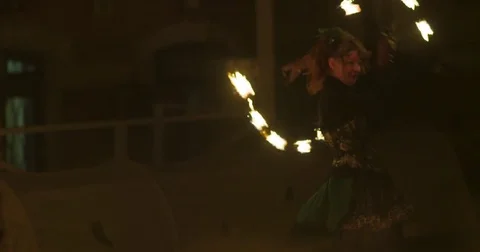 Fire performers, fire show. Slow motion Видео 74229006