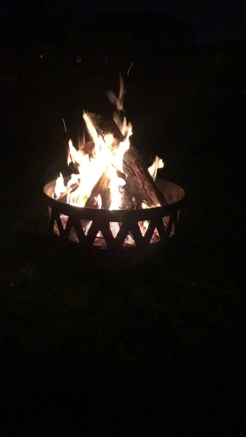 Fire Pit Vidéo 140479149