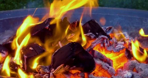 Fire pit on a warm summer evening in Seattle Stock-Footage 91839397