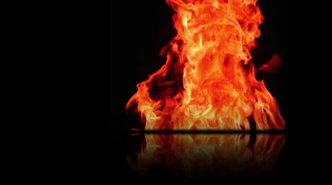 Fire Raging with Reflection Video stock 32682786