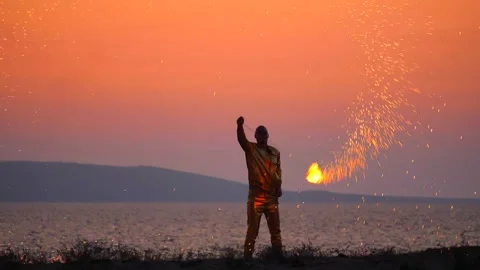 Fire show amazing at night. Fire dancers Swing fire dancing show fire show 库存影片 132732786