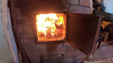 Fire in the stove Stock-Footage 131367541