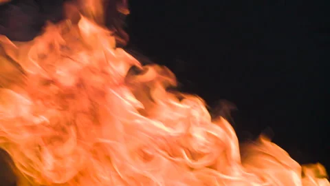 Fire Stream with Soot 4K Vidéo 330298880