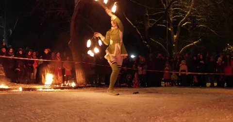 Fire Theatre, Fire Show  Stockbeeldmateriaal 71224250