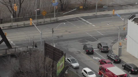 Fire Truck driving through intersection 動画素材 57309988