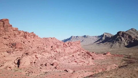 Fire-Valley-Drone-Horizontal-Front-Mountains-Flat 動画素材 91052968